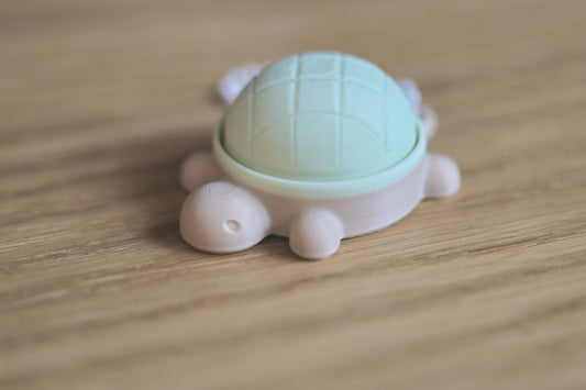 MELON-PAN TURTLE clicker keychain