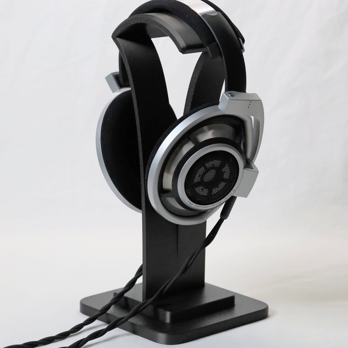 CRESCENDO headphone stand