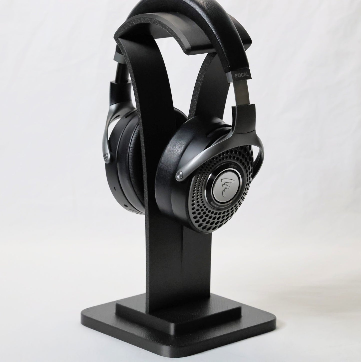 CRESCENDO headphone stand