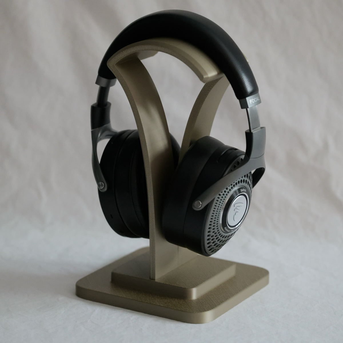 CRESCENDO headphone stand