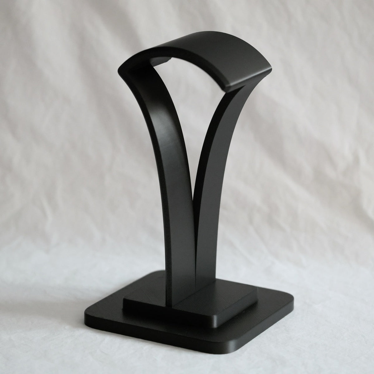 CRESCENDO headphone stand