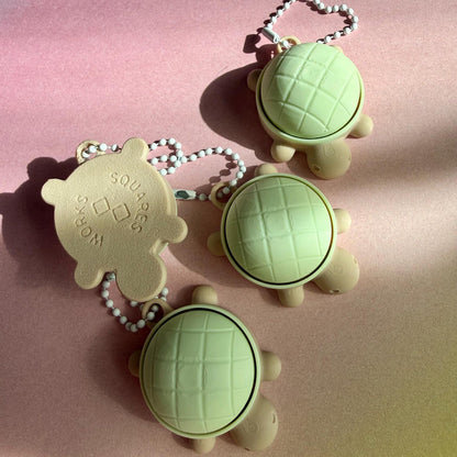 MELON-PAN TURTLE clicker keychain - SQUARES.WORKS